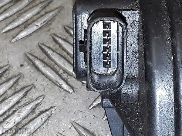 Corps de papillon Ford Fiesta 2006 1250 essence vp4f9u9e928ba image 4