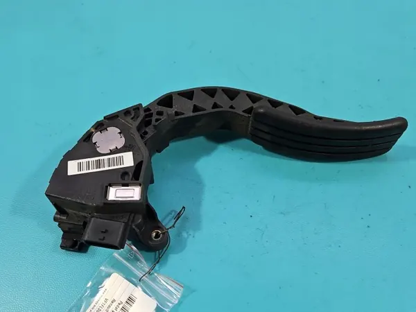 Gaspedaalpotentiometer OEM 180027179R voor Renault image 4