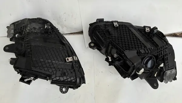 Mercedes C-Klasse W205 Rechter Voor Full LED Licht A2059068005 image 4