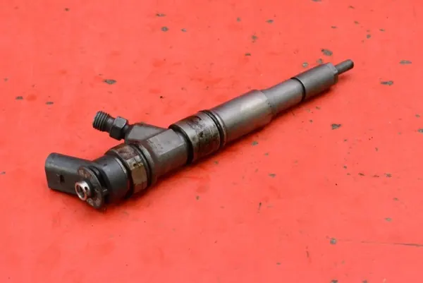 Injector OEM 7793836 para BMW E90/E91 2.0D 163CV image 4