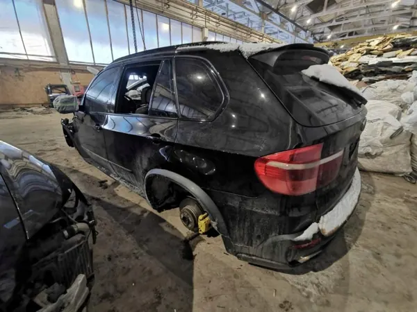 BMW X5 Motoroliepan OEM 11137796325 2007 3.0L image 9