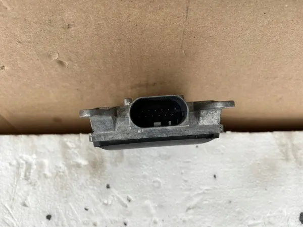 BMW rijbaanwisselradarsensor OEM 6885936 image 3