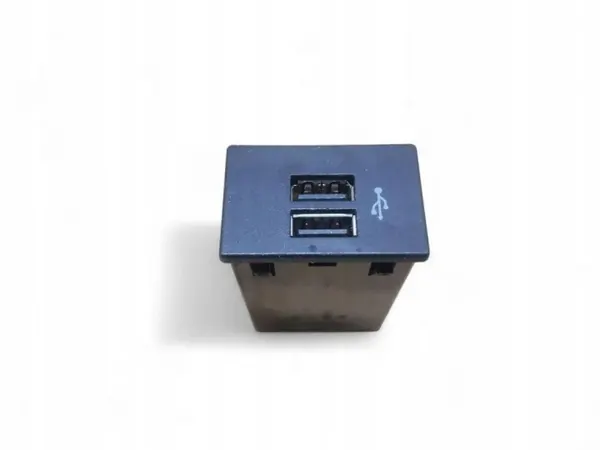 USB-portti OEM 284H33ZD2A Infiniti Q30 2.0L image 4