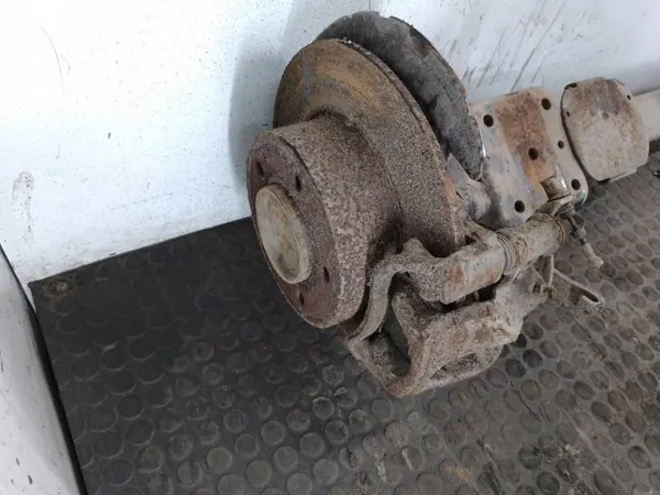 Hinterachsschwinge OEM MB 100 D 2.4 D für Mercedes image 6