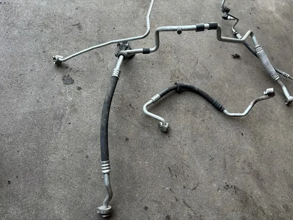 Volkswagen OE Ilmastointiputki image 2