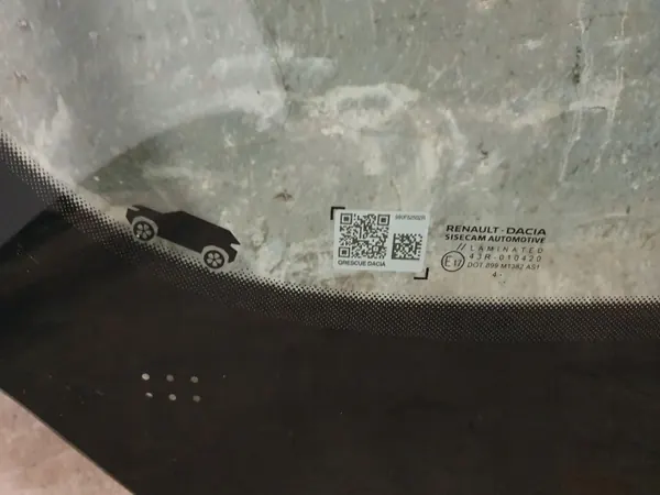 Dacia Duster III 2024 etulasi OEM anturilla image 3