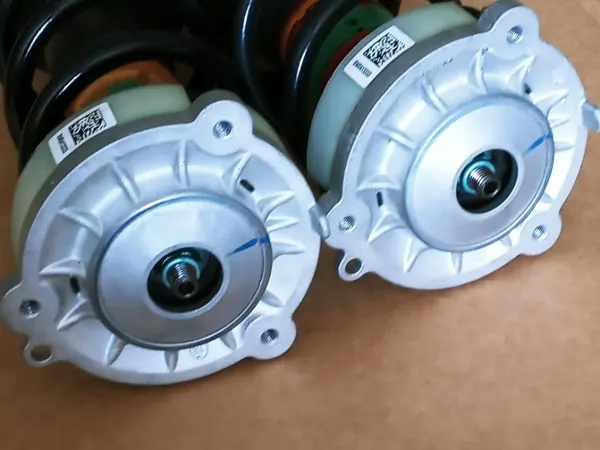 Amortecedor Dianteiro Audi A5 Set OEM 8W6031B image 3