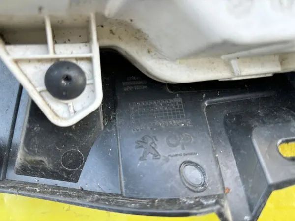 OEM 9824241280/9825065280 Peugeot 208 II DRL LED image 7