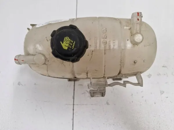 Renault OE 217105057R Réservoir D'expansion Usagé image 5