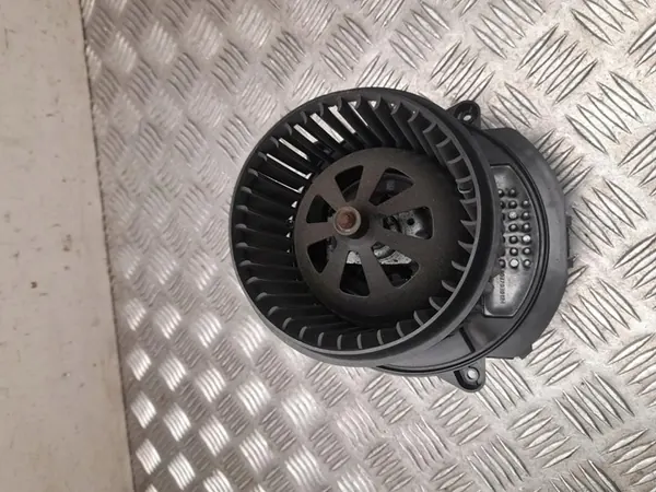 Ventilateur Intérieur VW Touareg 7P0820022 image 1