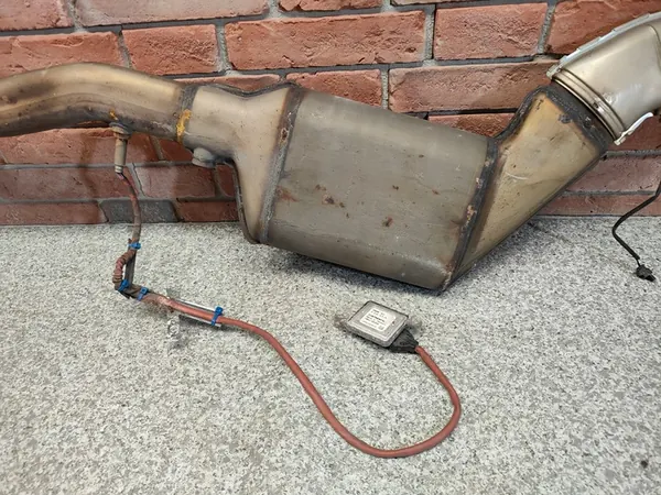 BMW F10 F11 2.0D B47 LIFT LCI Avgassystem OEM image 5