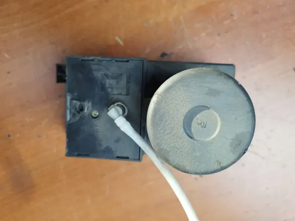 Bomba de Fechadura Central Audi A3 S3 8L0862257G image 3