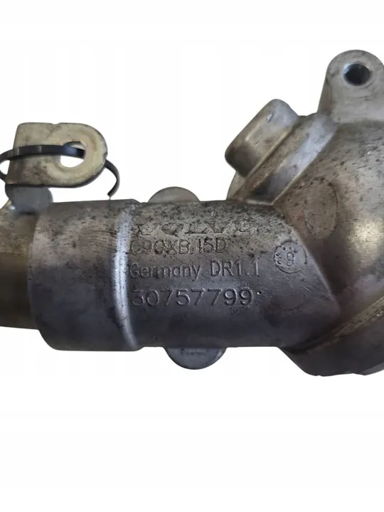VOLVO XC70 Carcasa de Termostato 30757799 image 3