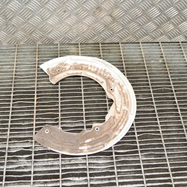 Porsche 911 992 2019 Escudo freio traseiro esquerdo OEM 992615611E image 4