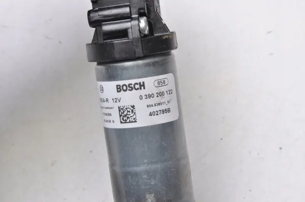 Moteur de toit ouvrant Mercedes OEM 0390200122 - Occasion image 3