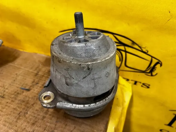 Soporte de motor Porsche Panamera 970 I Lift Hybrid image 2