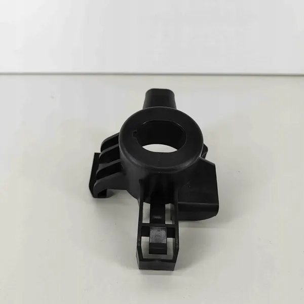 Nedre kylarfäste höger AUDI Q5 80A805202B image 3