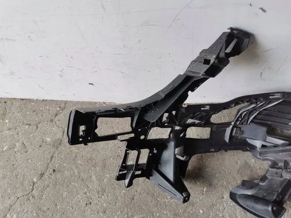 MERCEDES GLK X204 Bumper Slide Höger OE image 6