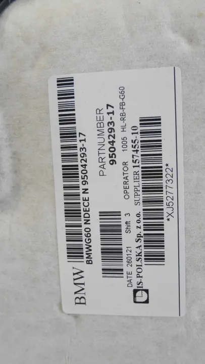 BMW G60 5 aluslevy OEM 9504293 - Antrasiitti image 8
