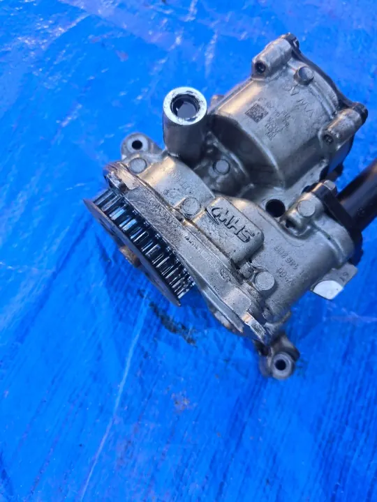 Pompe à huile OEM 04L145208D pour VW Group 1.6/2.0D image 7