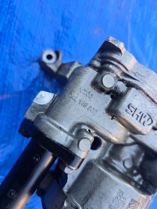 Pompe à huile OEM 04L145208D pour VW Group 1.6/2.0D image 9