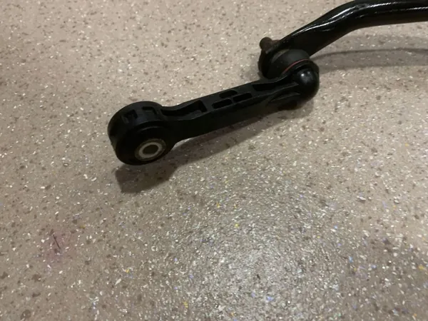 BMW X2 F39 Taka stabilointitanko OEM 6888447 image 3