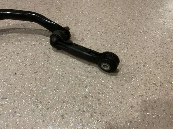 BMW X2 F39 Taka stabilointitanko OEM 6888447 image 4