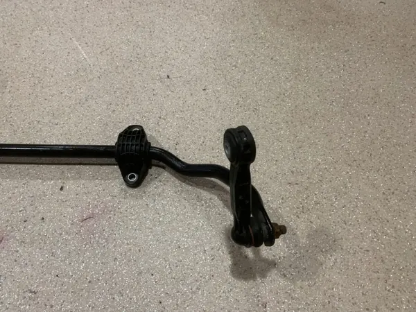 BMW X2 F39 Taka stabilointitanko OEM 6888447 image 5
