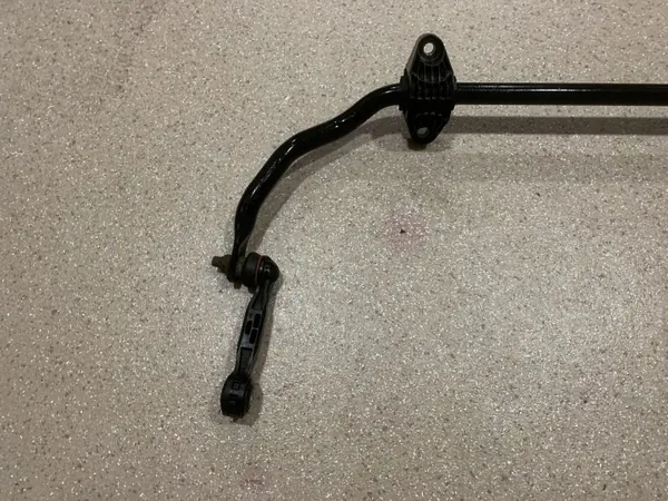 BMW X2 F39 Taka stabilointitanko OEM 6888447 image 9