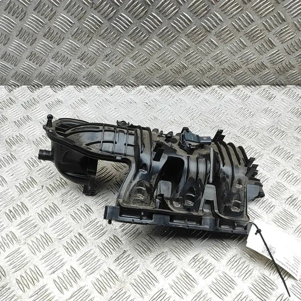 Collecteur d'admission VW T-Roc 1.0L 85kw OEM 05C129711F image 2
