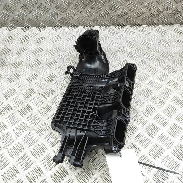 Collecteur d'admission VW T-Roc 1.0L 85kw OEM 05C129711F image 4