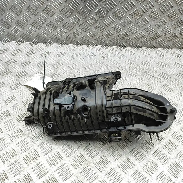 Collecteur d'admission VW T-Roc 1.0L 85kw OEM 05C129711F image 5