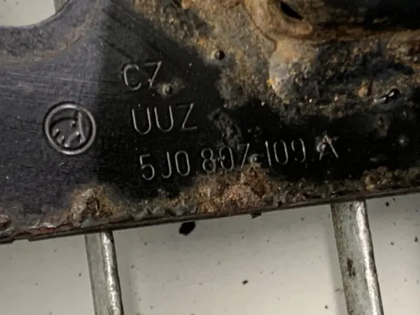 Framstötfångarförstärkning OEM 5J0807109A för Skoda Fabia II image 4