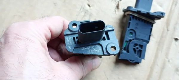 Débitmètre d'air OEM JX6A-12B579-CA pour Ford Custom image 3