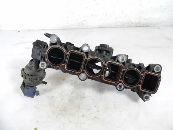 Colector de admisión SKODA FABIA III 1.4TDI OEM 04B129709B image 3