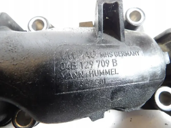 Colector de admisión SKODA FABIA III 1.4TDI OEM 04B129709B image 4