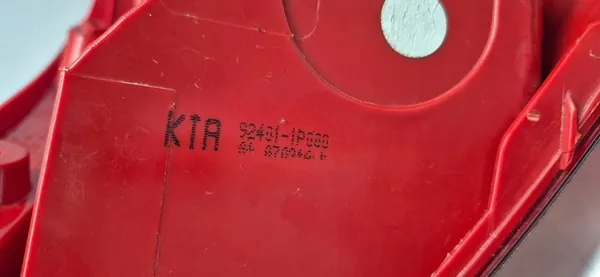 Lámpara trasera izquierda KIA VENGA image 5