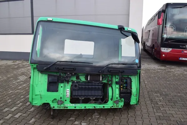 Estructura de Cabina DAF OE con Puertas para CF 75/85 2013 image 7