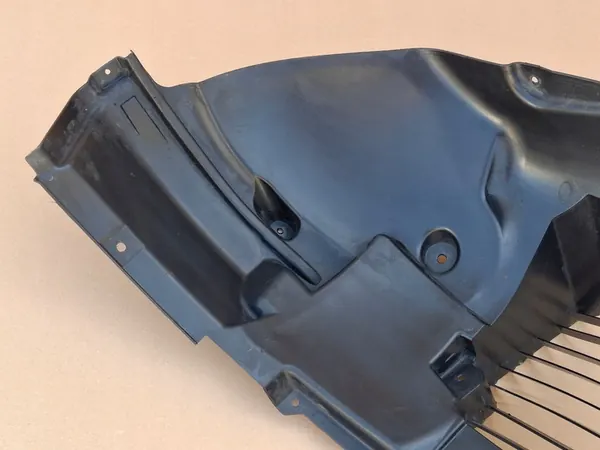 Front Left Wheel Arch Maserati Levante M161 OEM image 7