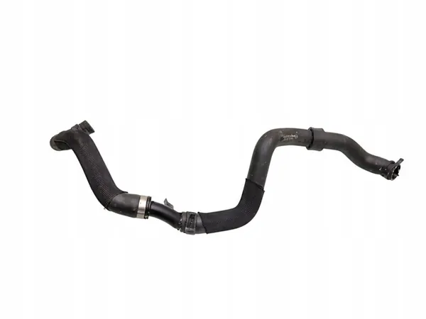 Mercedes-Benz C W205 2018 Jäähdyttimen Letku image 4