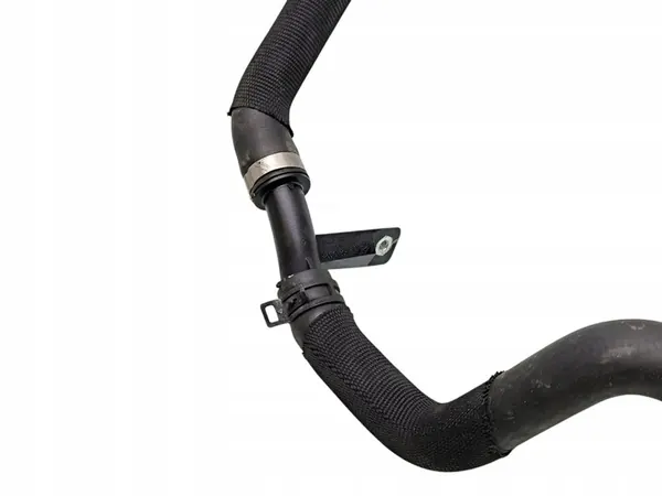 Mercedes-Benz C W205 2018 Jäähdyttimen Letku image 6