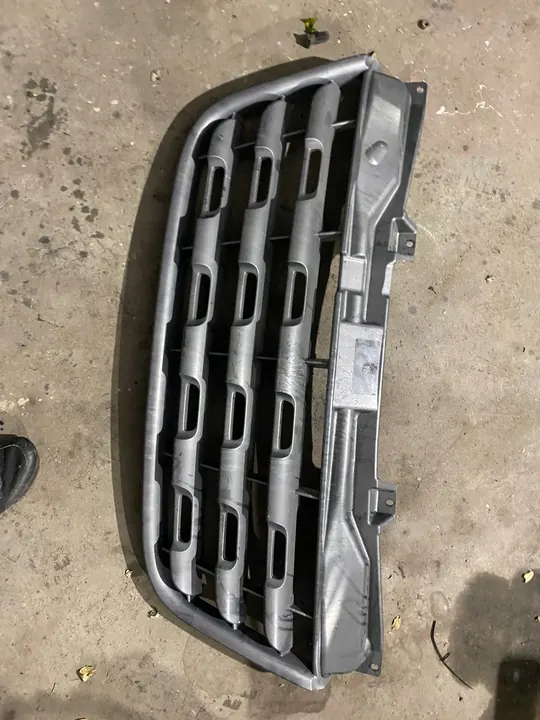 RENAULT MASTER III Grill Front 2010-2014 OEM 623100256R image 4