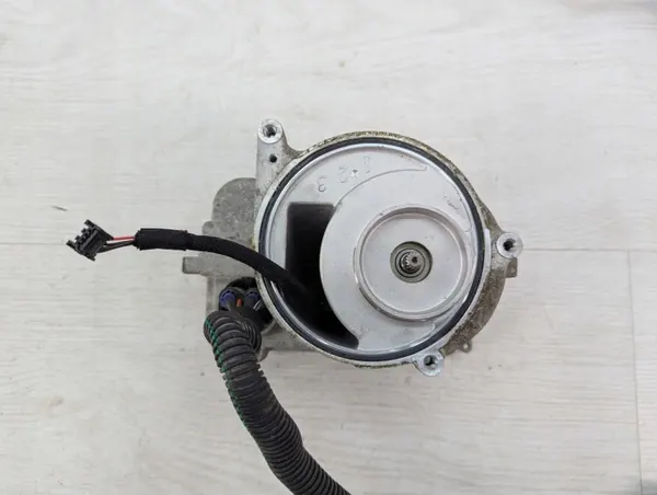 Gebrauchter Opel Crossland X Motor OEM 9831704780 image 5