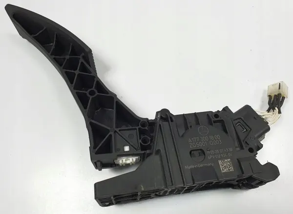 Gaspedaalpotentiometer OEM A1773001800 Mercedes image 4