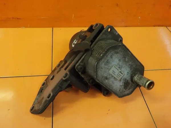 Oljefilterhus FORD TRANSIT MK7 2.2 TDCI RWD image 2