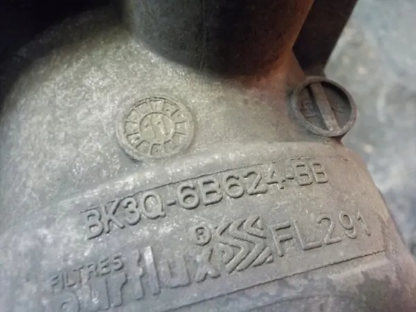 Oljefilterhus FORD TRANSIT MK7 2.2 TDCI RWD image 3