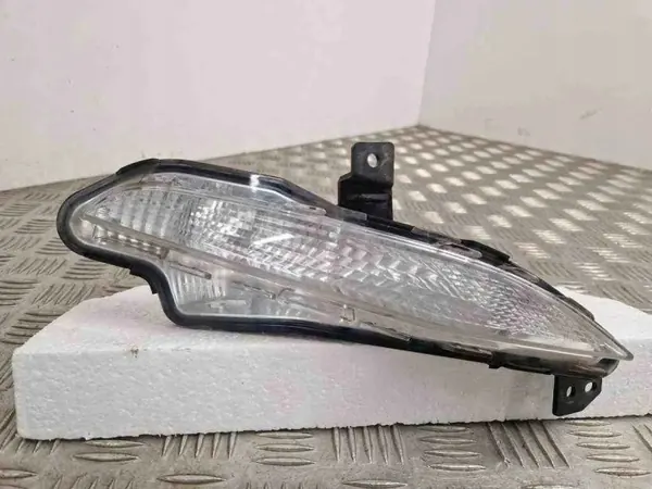 Intermitente derecho OEM 9678039280D para Peugeot 308 T9 image 2