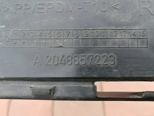 Grille de pare-chocs avant droite MERCEDES X204 image 3