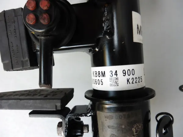 Vänster Framskärm Dämpare Mazda CX-5 II 17--> 2.0 16v image 10