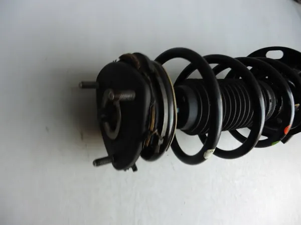 Vänster Framskärm Dämpare Mazda CX-5 II 17--> 2.0 16v image 8